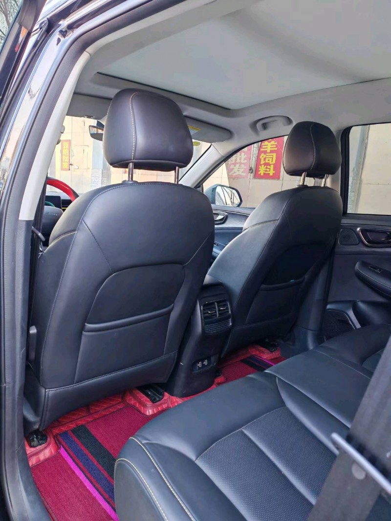 保定22年荣威RX55