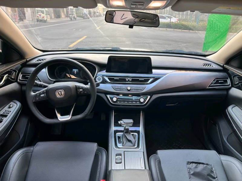 徐州21年长安汽车锐程CC5