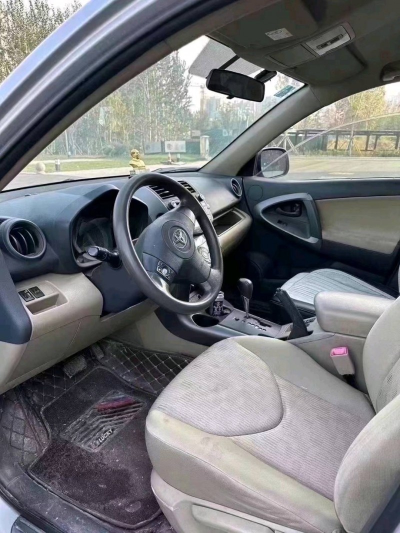 聊城13年丰田RAV46