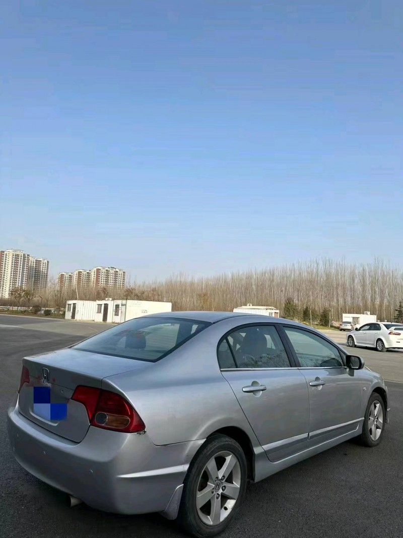 聊城08年本田思域4