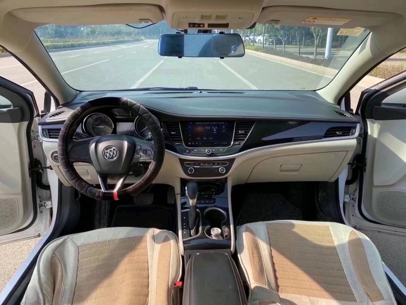 枣庄21年别克威朗4