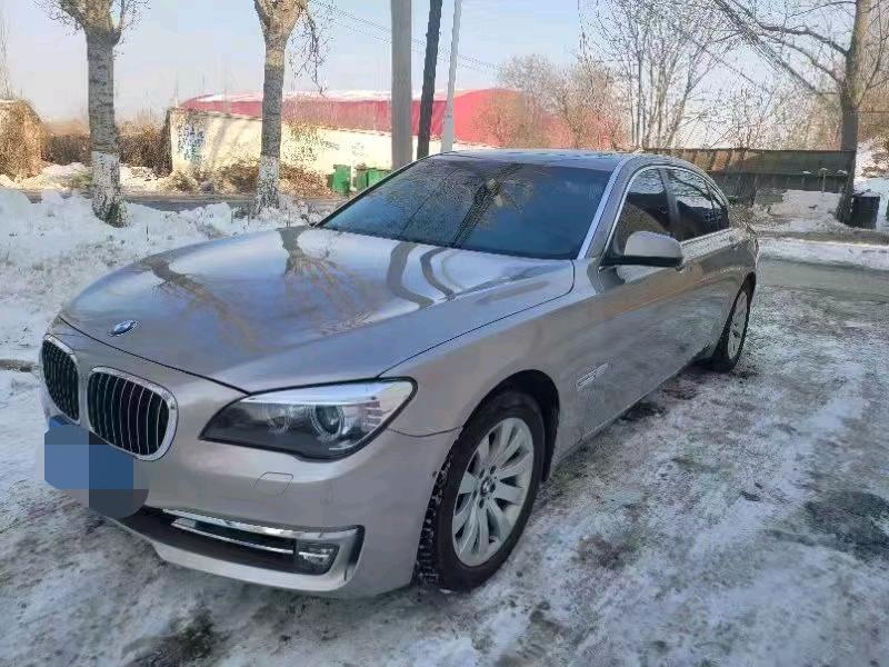 保定11年宝马7系2