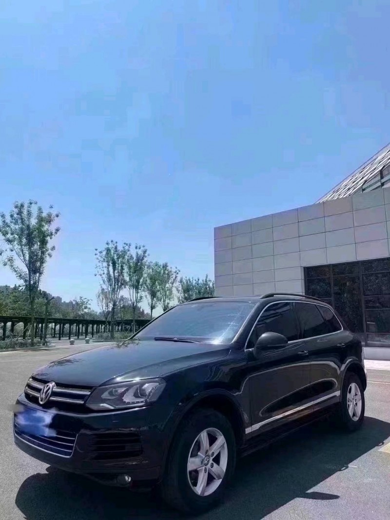 聊城15年大众途锐3