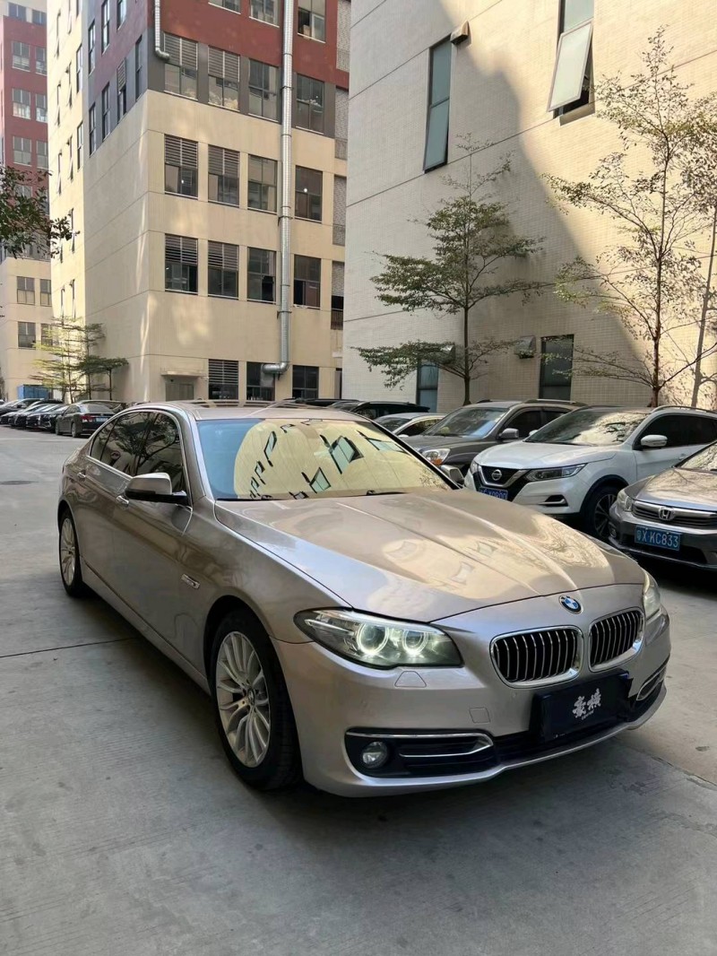 佛山16年宝马5系3