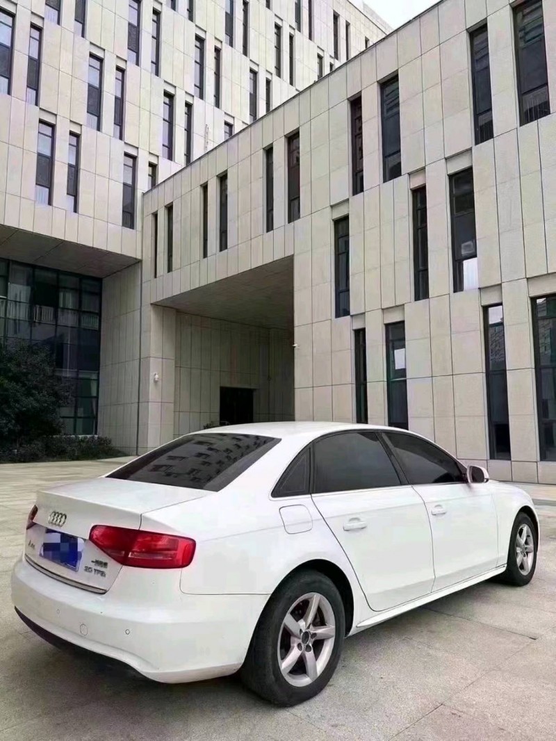 聊城14年奥迪A4L3