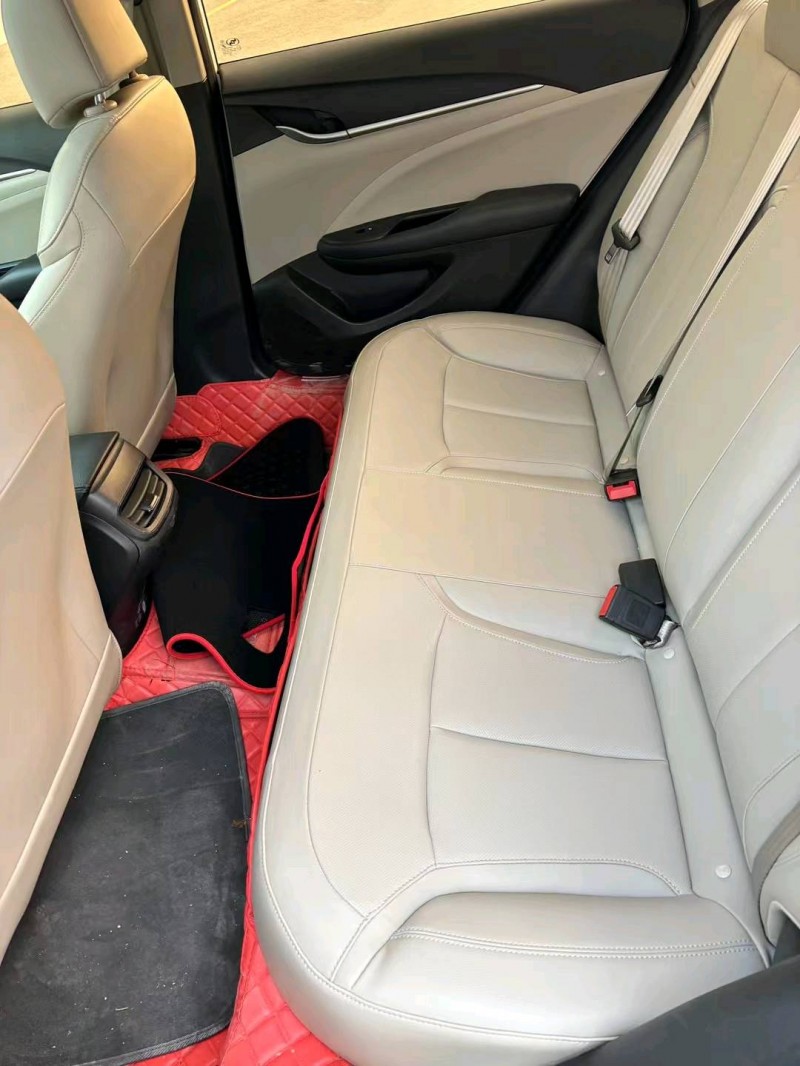 聊城17年别克英朗6