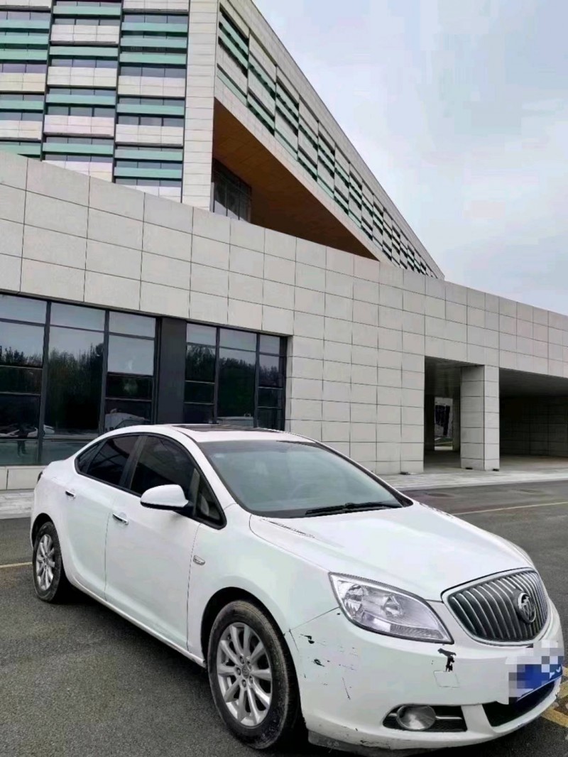 聊城13年别克英朗GT2