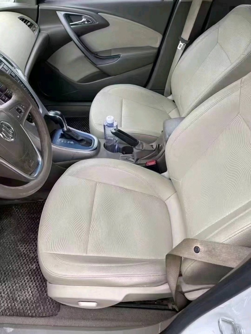 聊城13年别克英朗GT4