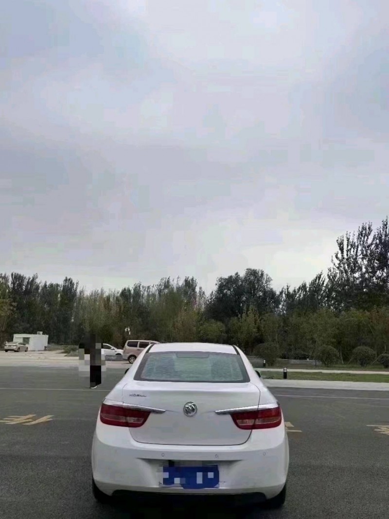 聊城13年别克英朗GT6