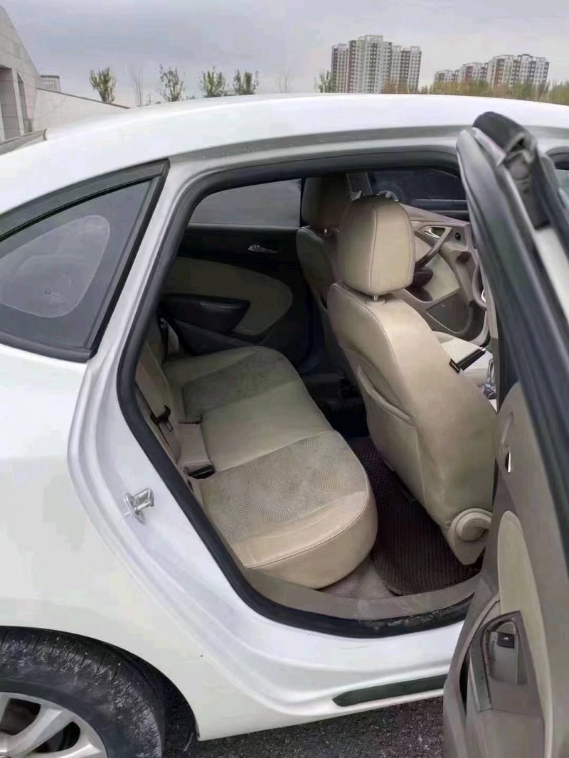 聊城13年别克英朗GT7