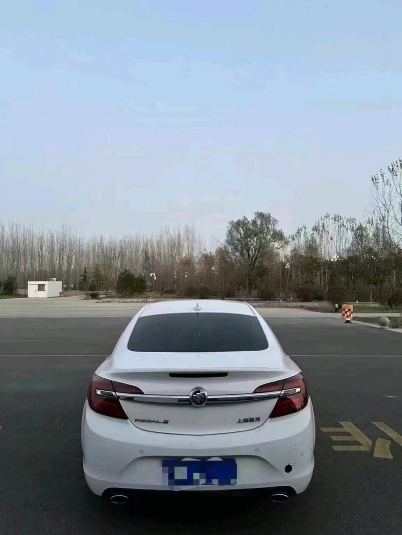 聊城14年别克君威5