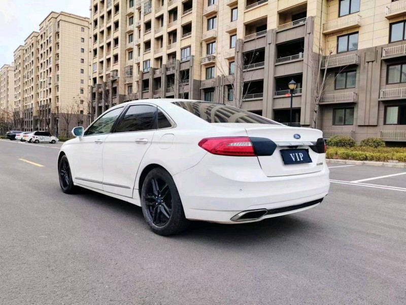 徐州16年福特金牛座7