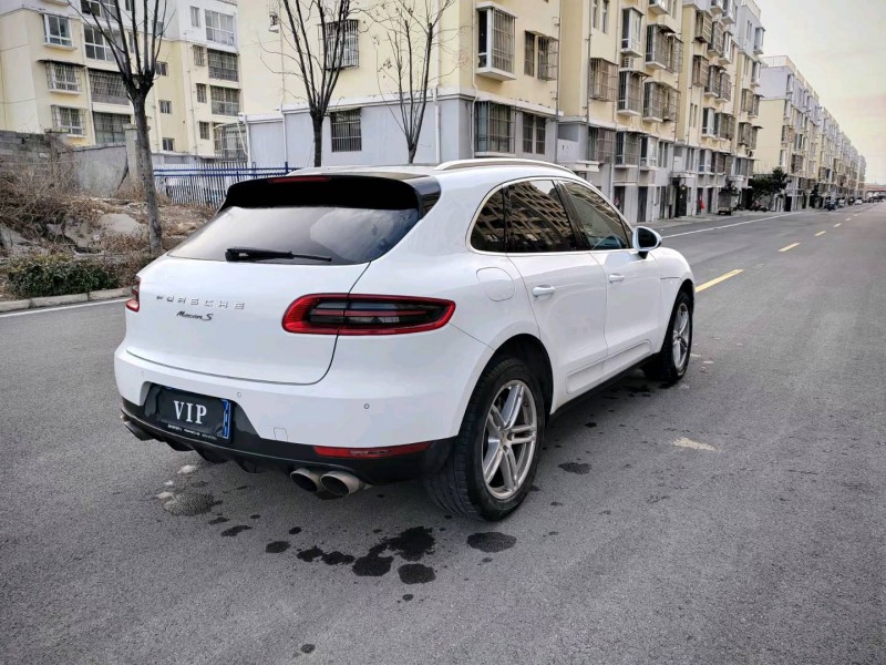 徐州16年保时捷Macan8