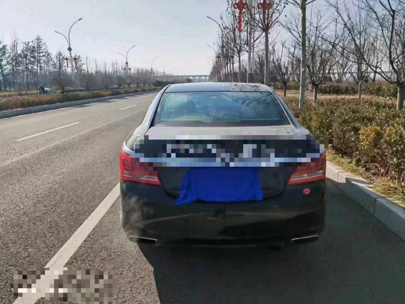 济宁15年别克君越9