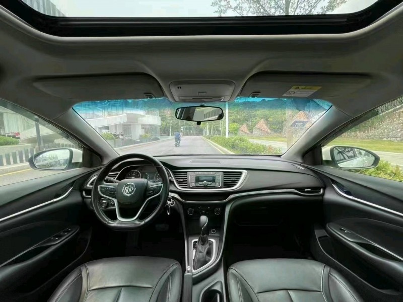 深圳18年别克英朗7