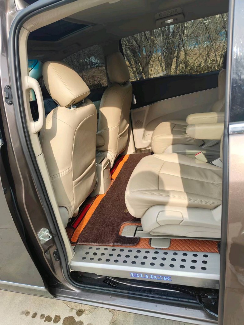 青岛16年别克GL85