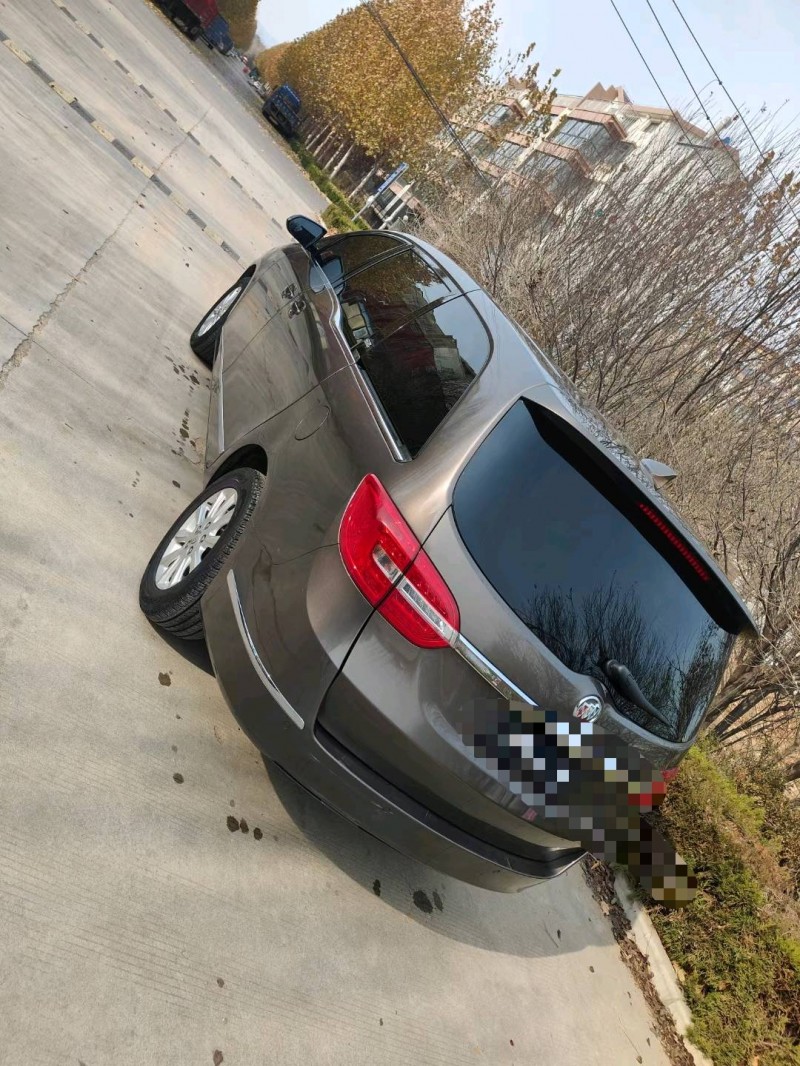 青岛16年别克GL87