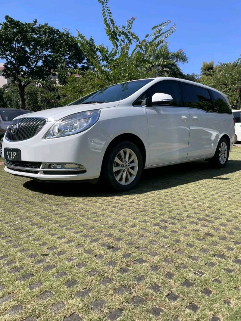 深圳16年别克GL83