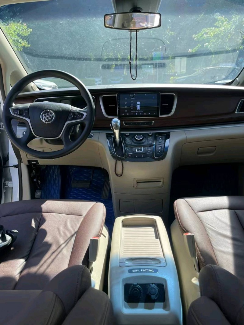 深圳16年别克GL85