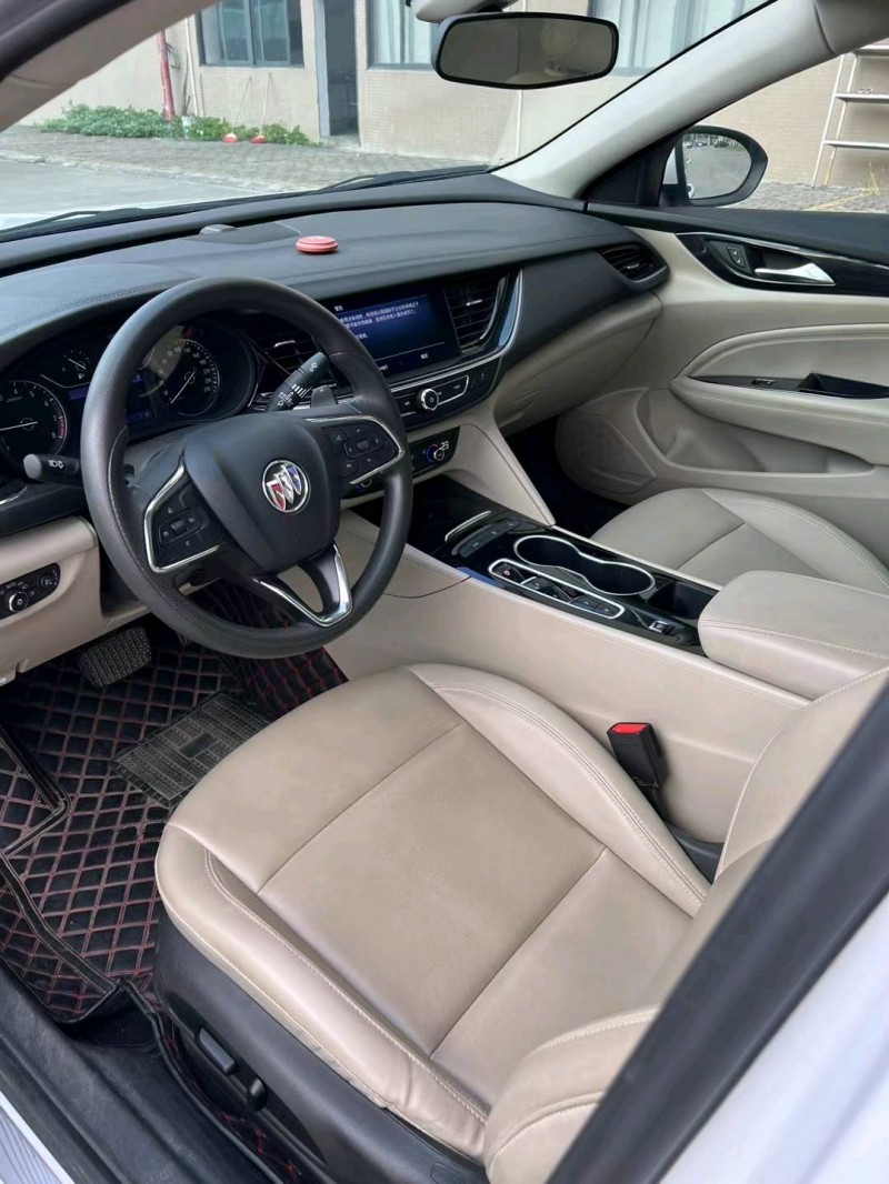 江门21年别克君威4