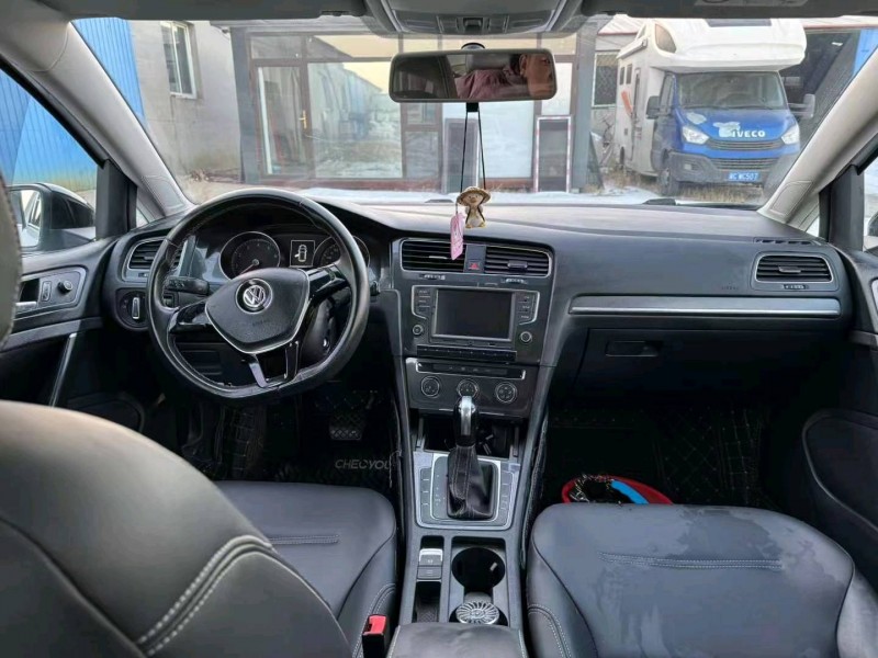 保定17年大众高尔夫5