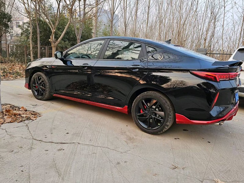 济宁23年江淮思皓矅3