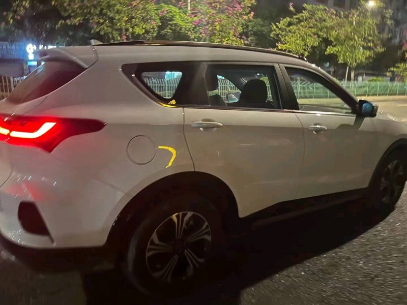 济宁23年东南汽车DX84