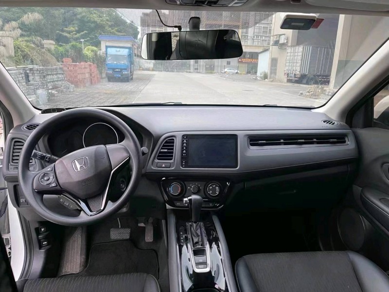 江门21年本田缤智6