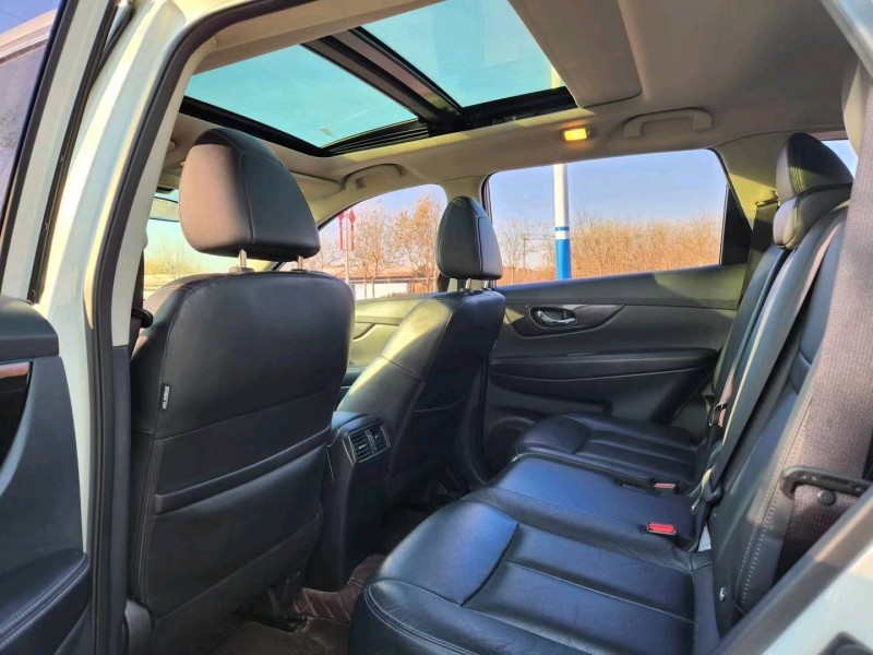 保定18年日产奇骏6