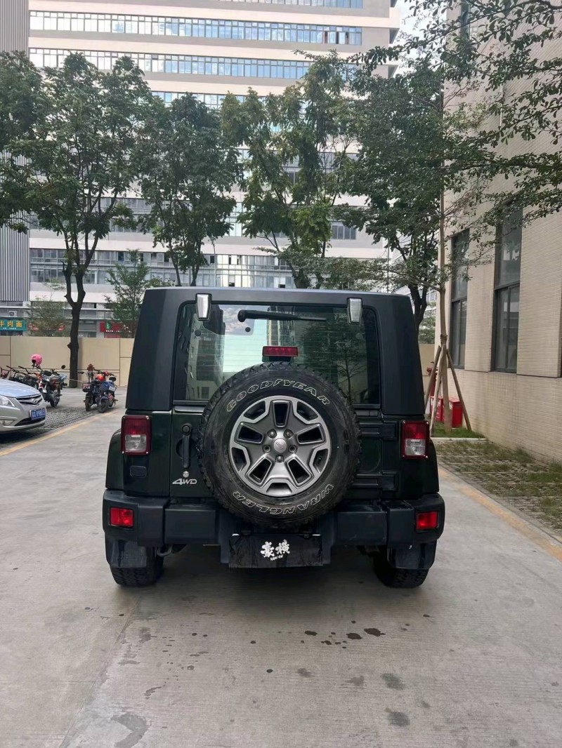 佛山10年Jeep牧马人4