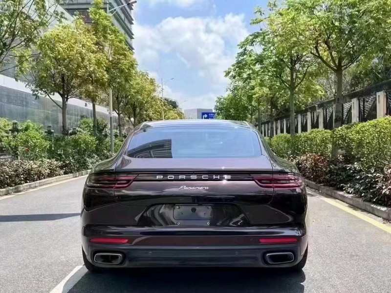 深圳19年保时捷帕拉梅拉9