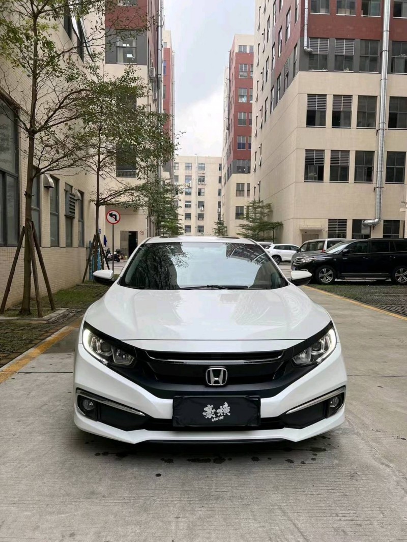 佛山19年本田思域1