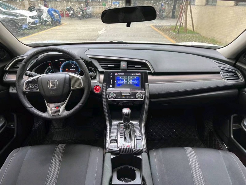 佛山19年本田思域8