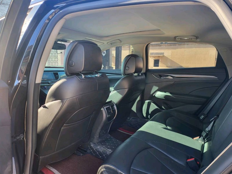 保定17年别克君越5