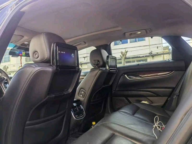 保定16年凯迪拉克XTS7