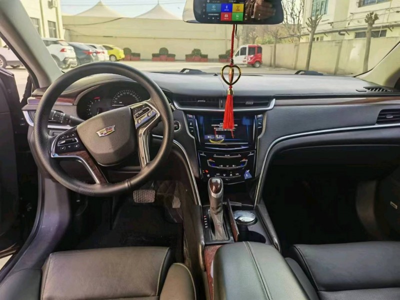 保定16年凯迪拉克XTS8