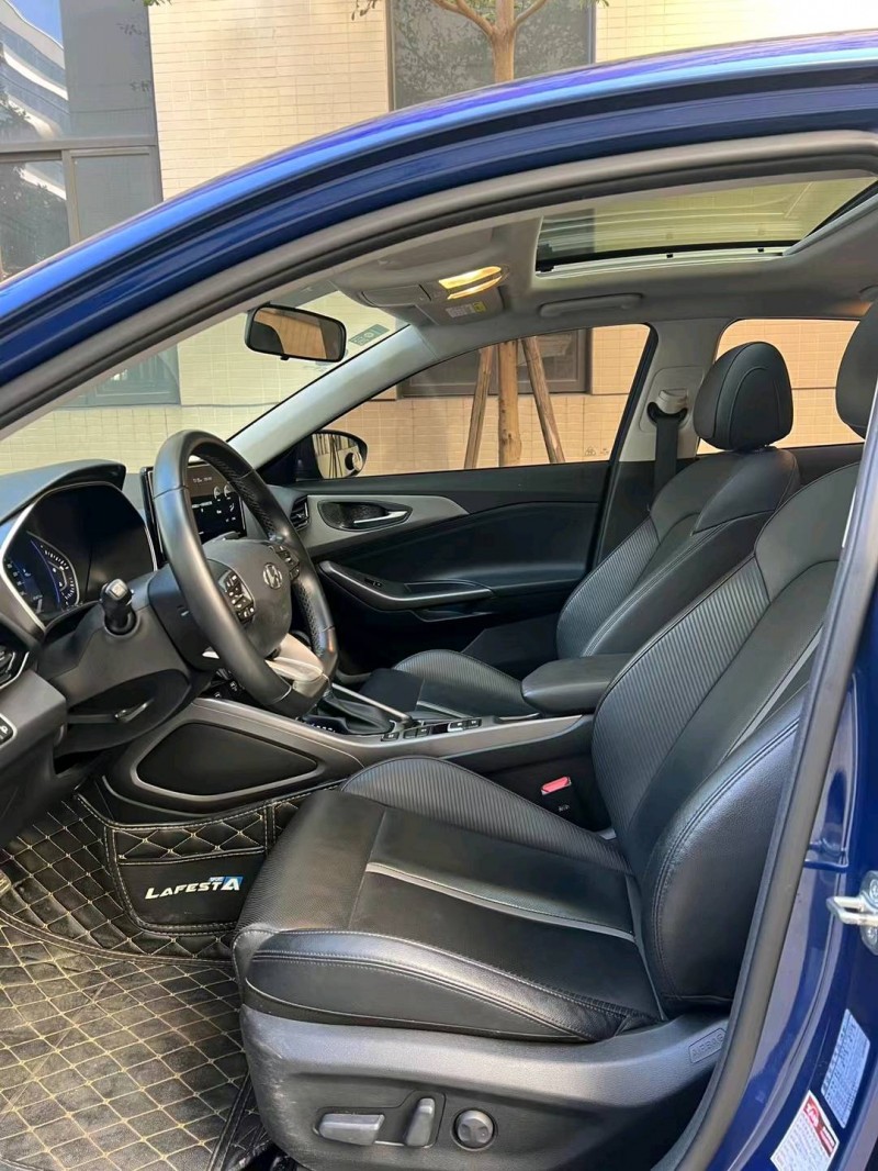 佛山19年现代菲斯塔5