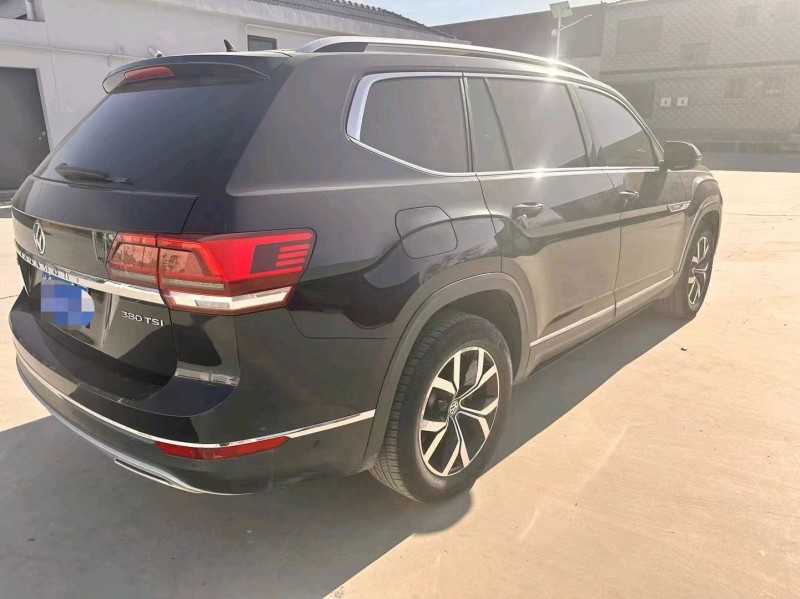 保定18年大众途昂7