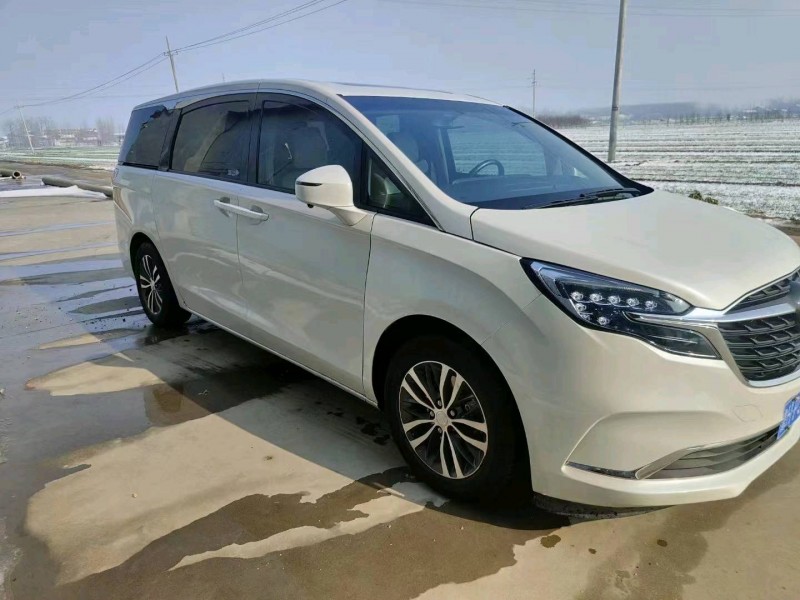 济南20年别克GL82