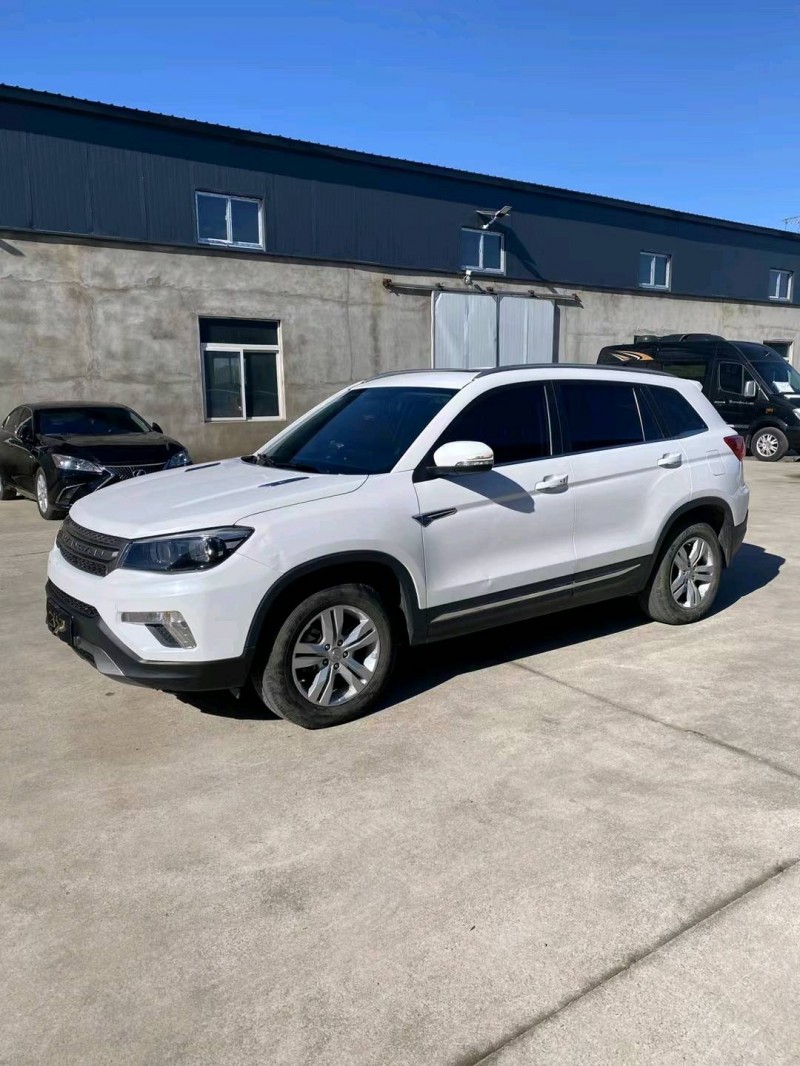 沈阳20年长安汽车CS757