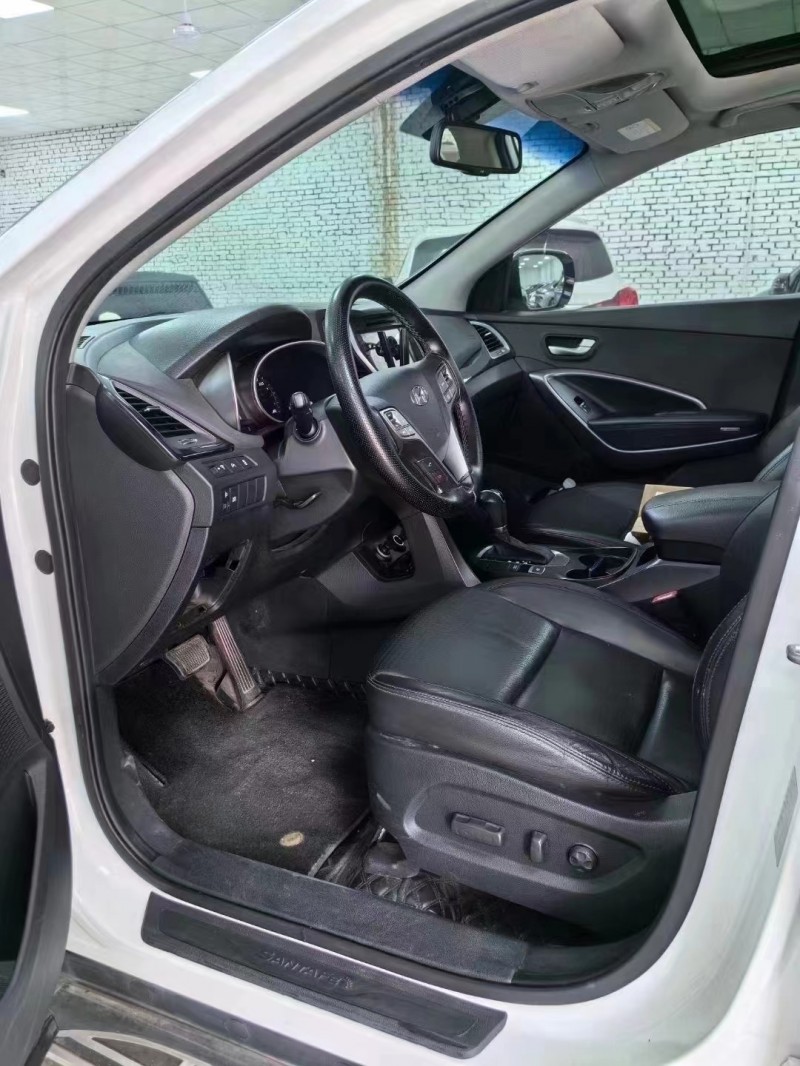 廊坊13年现代新胜达7