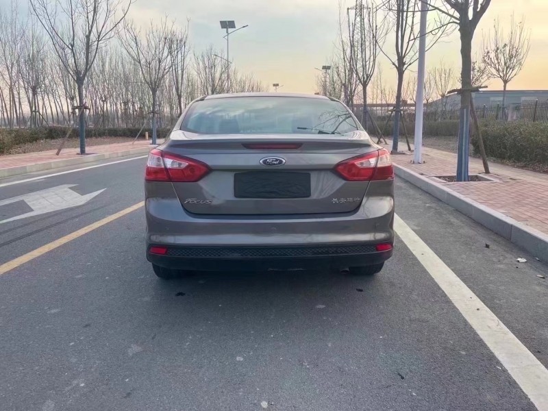 廊坊14年福特福克斯9