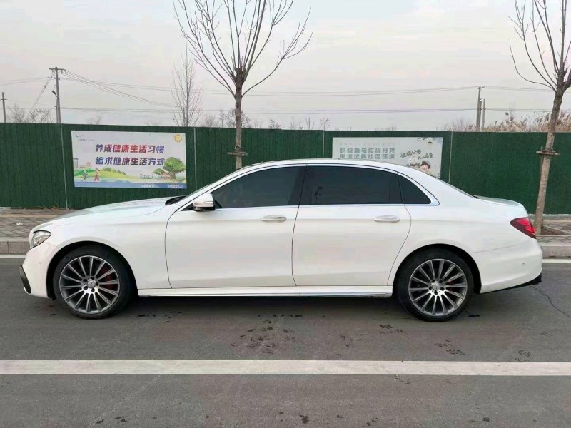东营17年奔驰E3