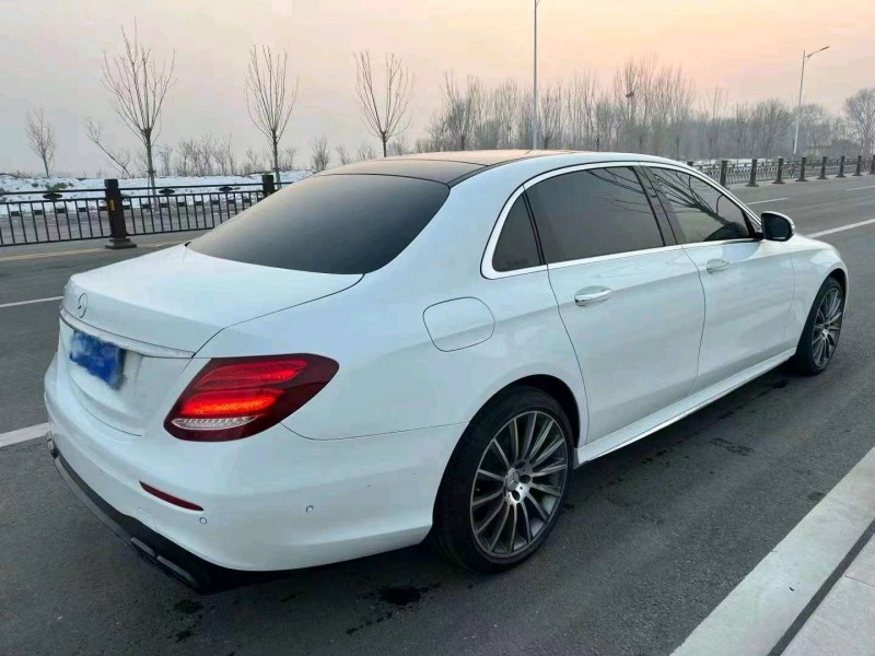 东营17年奔驰E5