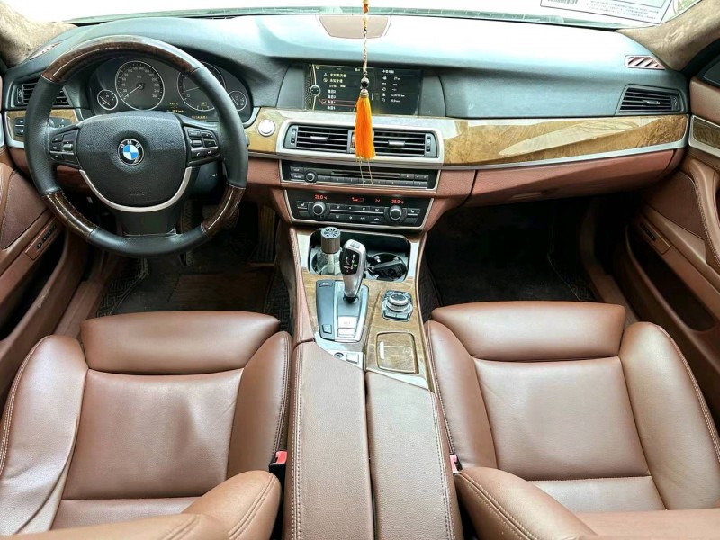 济宁10年宝马5系6