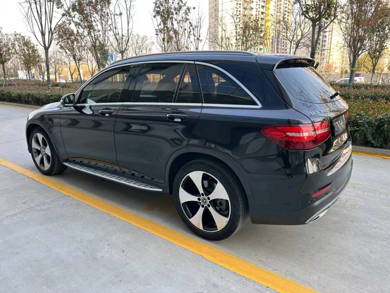 济宁17年奔驰GLC6