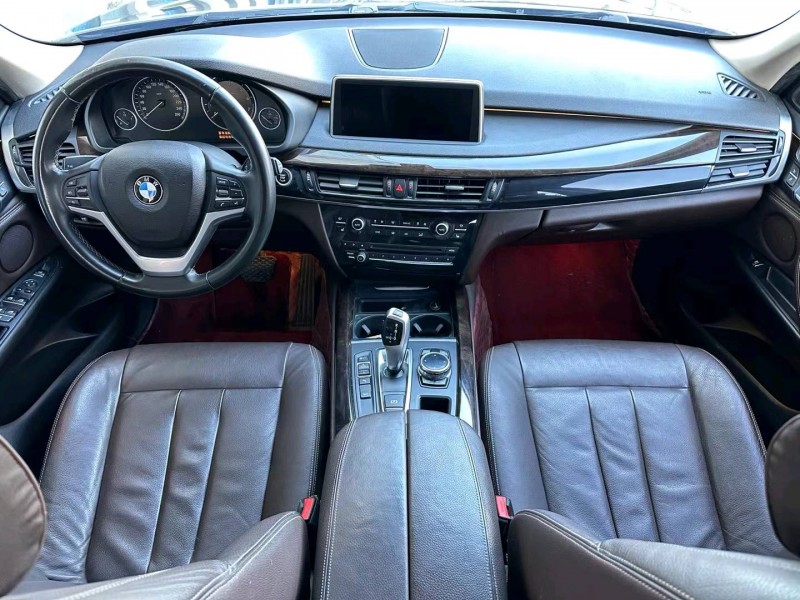 济宁15年宝马X56