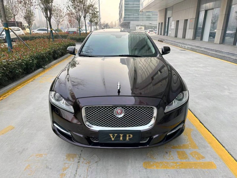 济宁14年捷豹XJL1