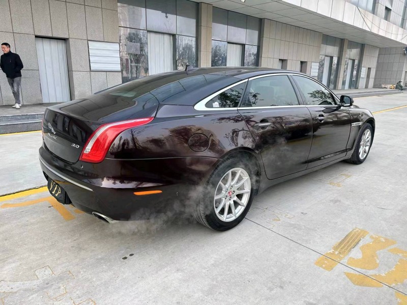 济宁14年捷豹XJL8