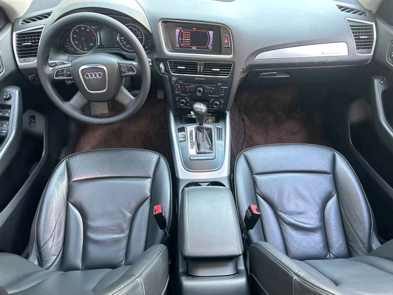 济宁13年奥迪Q56